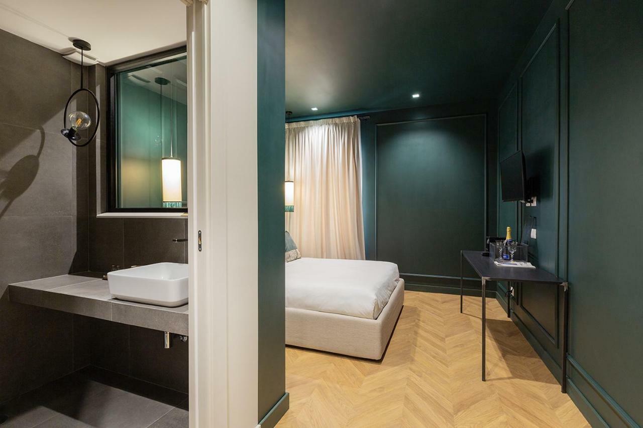 The Mendeli Suite Rome Bagian luar foto