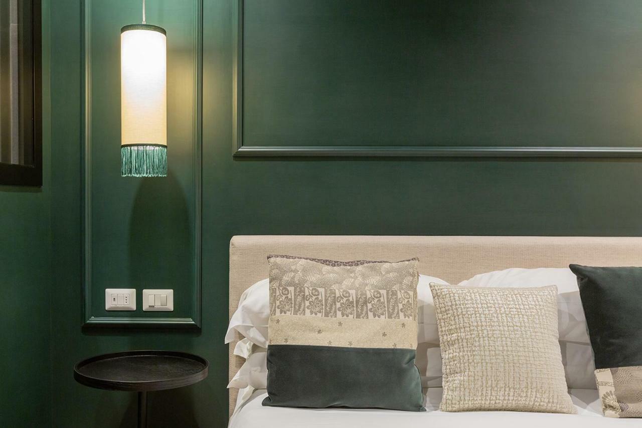 The Mendeli Suite Rome Bagian luar foto