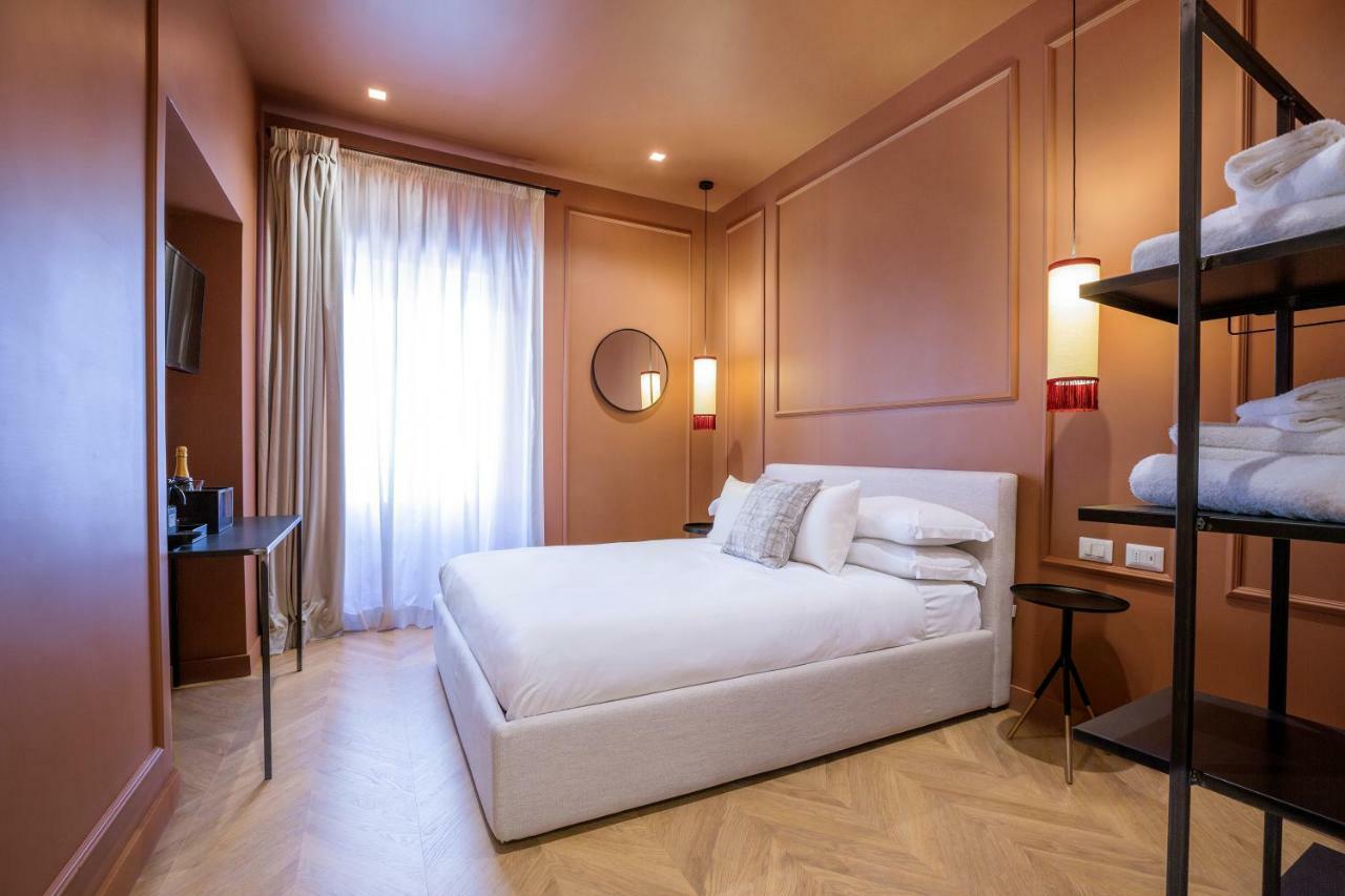 The Mendeli Suite Rome Bagian luar foto