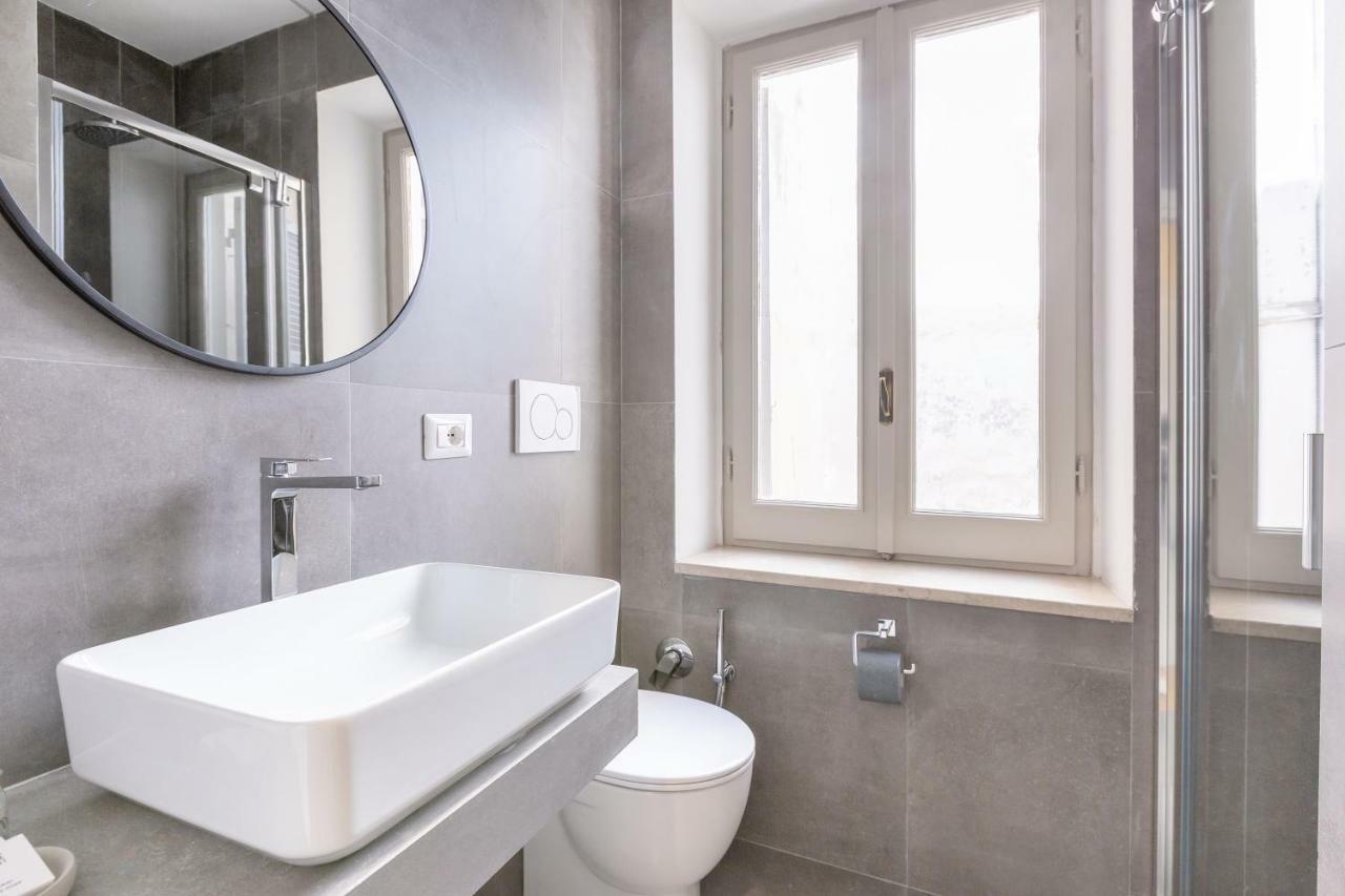 The Mendeli Suite Rome Bagian luar foto